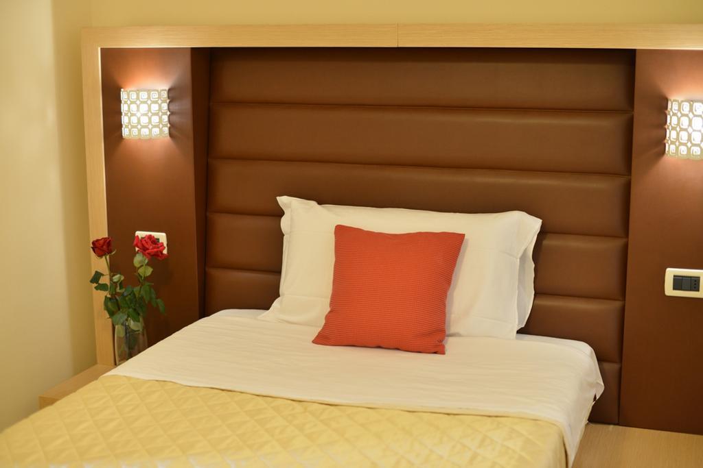 Hotel Rosignano โรซินญาโน โซลเวย์ ห้อง รูปภาพ